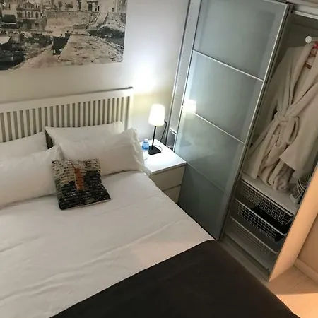 Mi Casa Su *