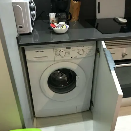 Mi Casa Su *