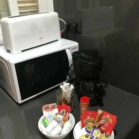 Mi Casa Su アパート シッチェス