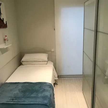 Mi Casa Su *